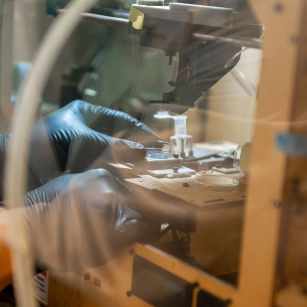 photo of bioprinting process in the lab